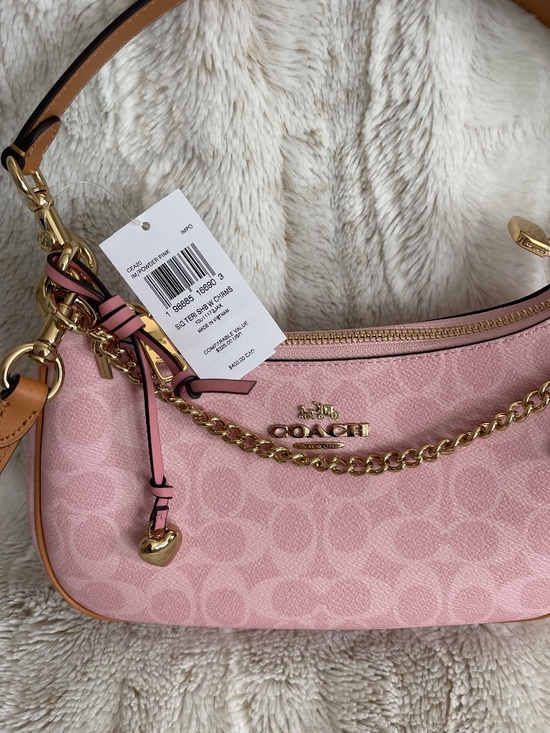 Coach Teri Shoulder Bag In Signature Canvas With Charms. Powder pink/ Gold - Picture 3 of 9